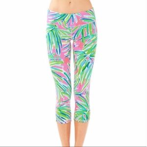 NWT LILLY PULITZER WEEKENDER CROP LEGGINGS